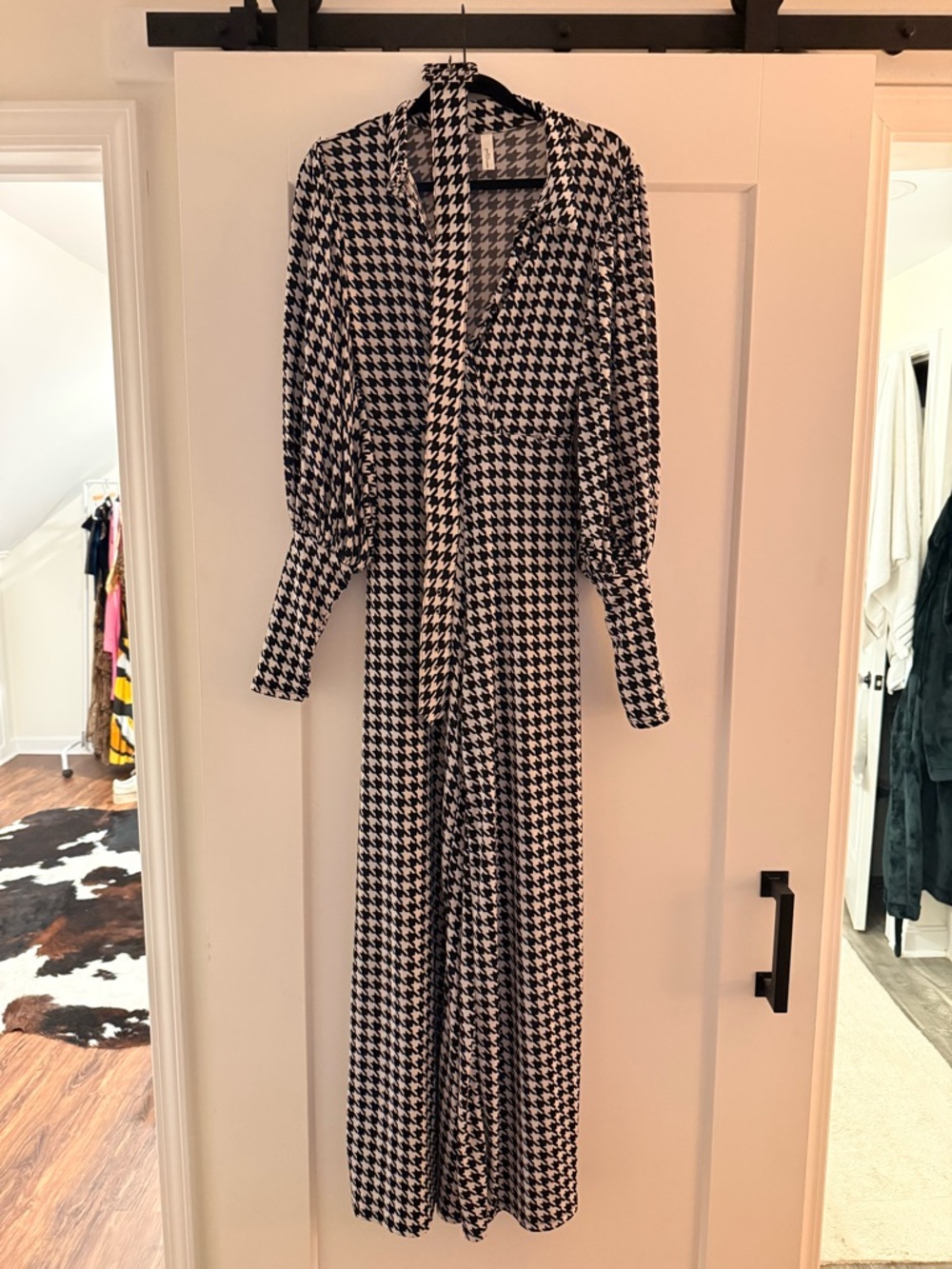 Houndstooth Wide-Leg Jumpsuit in Black & White - Picture 3 of 6